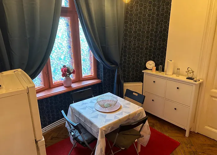 Sweethome Near Historical Center דירה